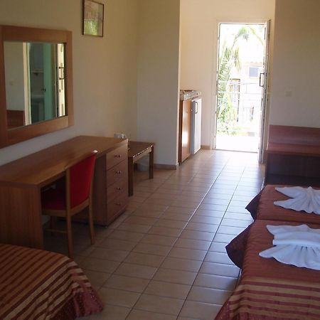 Anaxos Hotel Dış mekan fotoğraf