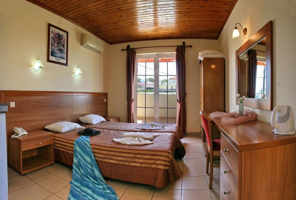 Anaxos Hotel Dış mekan fotoğraf