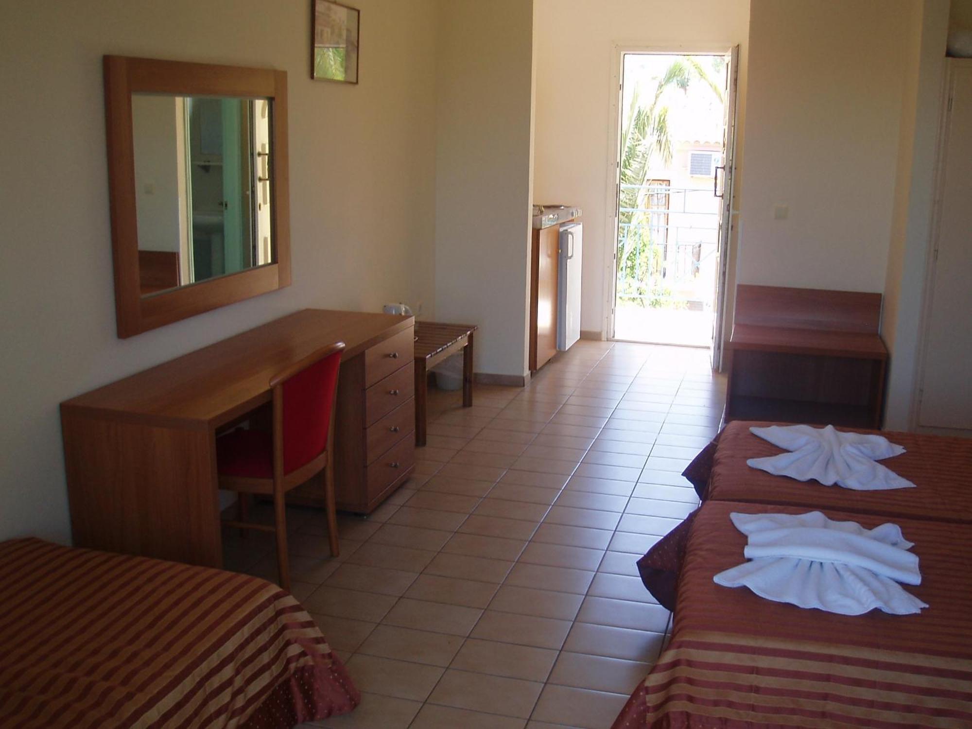 Anaxos Hotel Dış mekan fotoğraf